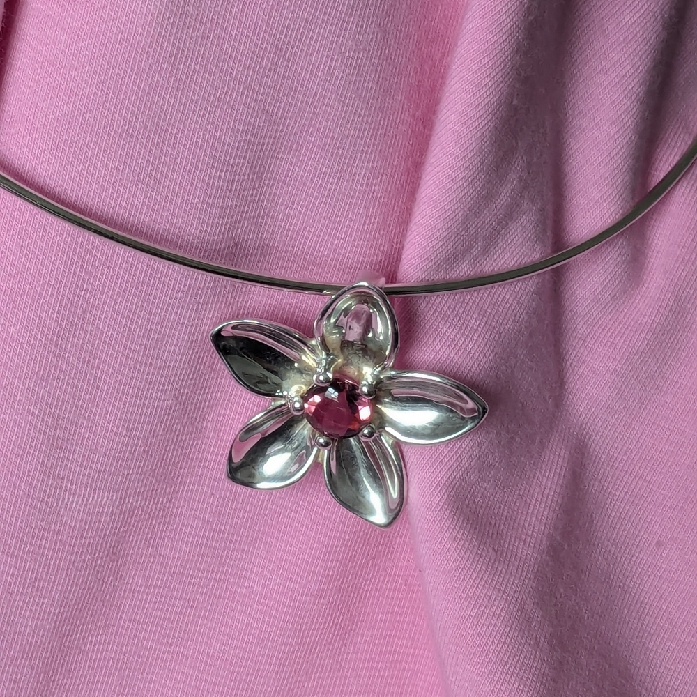 TIFFANY & CO Sterling Silver Pink Tourmaline Flower Pendant Choker Necklace 2003 - Picture 13 of 15